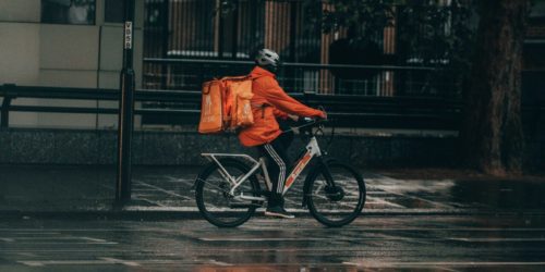 Del reparto a la regulación: cómo la Ley Rider y la UE redefinen el trabajo digital