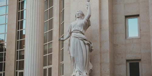 La transición de los mutualistas alternativos al RETA: claves legales y desafíos profesionales