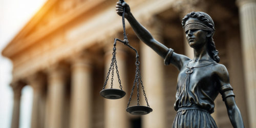 El Tribunal Supremo declara abusiva la cláusula que impone un seguro de vida de prima única vinculado a la hipoteca: análisis jurídico